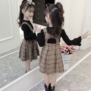 女童春秋套装秋季装儿童，韩版呢子背心裙洋气，打底衫女背带裙两件套