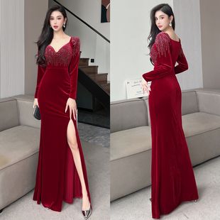 丝绒晚礼服宴会鱼尾长裙，优雅气质v领长袖修身显瘦红色连衣裙