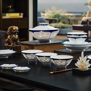 玉柏景德镇玲珑陶瓷餐具，碗盘碗碟家用套装中国风，高档釉下彩青花瓷