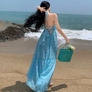 薄荷绿V领挂脖吊带连衣裙夏季巴厘岛三亚海边度假长裙沙滩仙女裙