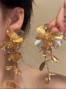 zoozmomo新中式金色花朵耳环，女复古中国风，夸张新娘耳饰高级感耳钉