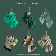 韩版高级感小众设计百搭墨绿色围巾女冬季针织毛线礼盒装送男朋友