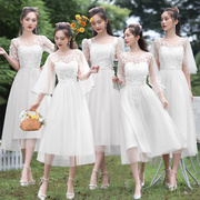 伴娘礼服女2022平时可穿姐妹，团仙气质显瘦白色裙主持夏季
