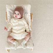 韩版春秋装男宝婴幼儿背带，包屁裤哈衣纯色针织毛线，开衫外套+短裤