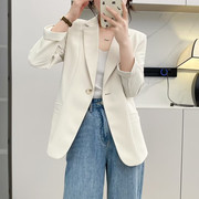米白纯色薄款西装外套女2024年春夏时尚，一粒扣设计感西服上衣