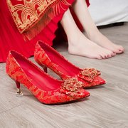 婚鞋女高跟中式旗袍礼服红色，秀禾服新娘，结婚鞋子平底孕妇可穿