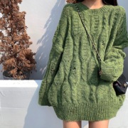 抹茶绿色套头毛衣外套，女中长款宽松外穿加厚超仙麻花针织衫上衣冬