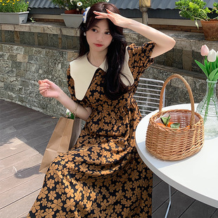 叶新园chic夏季法式复古娃娃领连衣裙泡泡袖宽松高腰碎花气质长裙