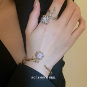 立体玫瑰花手镯高级感轻奢甜美花朵戒指小众时尚食指戒个性手环