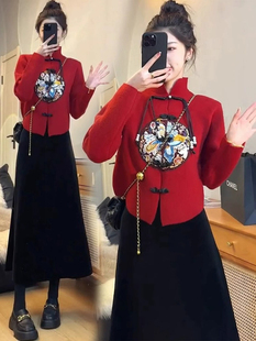新中式时尚国风过年红色毛衣，开衫女深秋冬盘扣刺绣立领针织衫