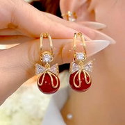 高档蝴蝶结红珍珠耳环小众，设计网红锆石耳钉，时尚银针耳饰女
