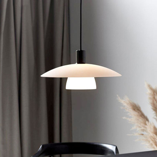 北欧丹麦设计师餐灯现代简约吧台饭厅卧室，灯创意玻璃飞碟ph5吊灯