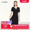 Amii2024夏极简通勤修身短袖V领配腰带中裙不对称设计连衣裙