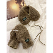 韩国东大门羊羔毛手套耳罩两件套冬季保暖可爱可触屏少女护耳护手