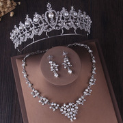 森系新娘婚纱饰品结婚项链耳环三件套珍珠水钻发饰十八岁王冠