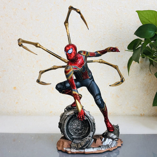 钢铁蜘蛛侠英雄远征毒液，手办版模型雕像汽车，摆件礼物儿童玩具