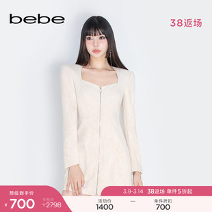 bebe秋冬系列短款丝绒长袖纯色通勤收腰连衣裙350009