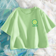 绿色短上衣女夏款2024年短款短袖t恤女装夏季设计感小众夏装