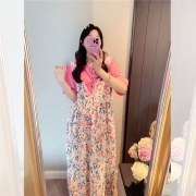 jenniferjxliu韩国夏甜美(夏甜美)粉红色，小碎花蕾丝宽松开叉雪纺长连衣裙