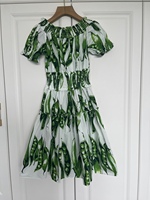 杜家豌豆荚纯棉连衣裙客供棉料一字肩，松紧腰绿色图案棉长裙