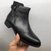 品牌撤柜断码冬季真皮，尖头中跟粗跟皮带扣，马丁靴妈妈靴加绒女短靴