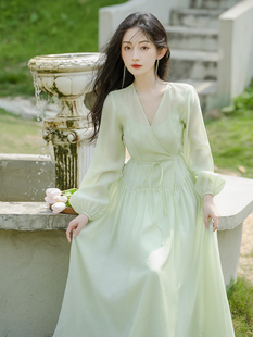 春夏复古新中式国风空气感美女青蜜瓜色连衣裙两件套超仙气质度假