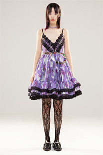 毛哩mooly2022ss重建浪漫紫藤萝，瀑布欧根纱，印花蕾丝蓬吊带连衣裙