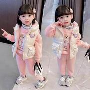 女童秋装韩版马甲加绒卫衣套装儿童洋气，加厚女宝宝秋冬运动三件套