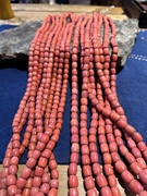 博山老琉璃民国珊瑚红藏式老琉璃，珠木红长桶形散珠饰品配珠佛珠