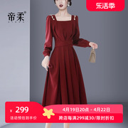 酒红色连衣裙2024春季礼服时尚收腰中长款高级轻奢法式小众女