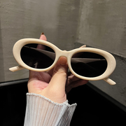 lp眼镜椭圆米白框墨镜，欧美凹造型太阳镜拍照女猫眼防晒高级感ins