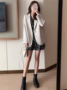 白色小西装外套，女小个子2024春秋季韩版休闲上衣气质短款西服