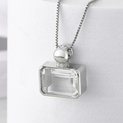 s925纯银镶嵌方形白水晶吊坠女生轻奢时尚极简方糖香水瓶锁骨项链