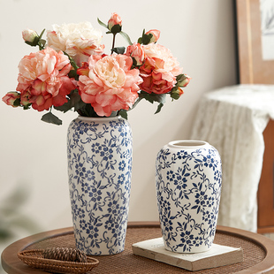 新中式高级感青花瓷复古花瓶，陶瓷创意插花花器，客厅玄关装饰品摆件