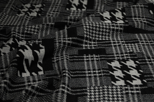 日本进口柔软黑白几何格纹单面短顺羊绒羊毛面料设计师套装布料
