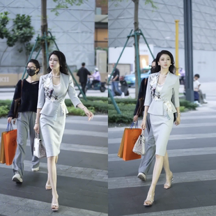 新中式国潮手工刺绣中袖西装女2024年夏季气质名媛显瘦半身裙套装