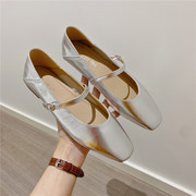 玛丽珍鞋银色搭扣单鞋，女2024夏季韩版尖头平底浅口软底工作鞋