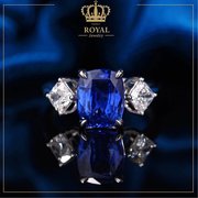 ROYAL珠宝3.56/2.1CT蓝宝石戒指女戒钻石18K金经典三石款镶嵌日常