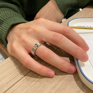 设计小众高级感大码钛钢单身食指，戒指男冷淡风个性不掉色高街潮流
