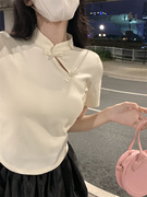 新中式盘扣改良旗袍短款立领，上衣女夏季辣妹，修身白色正肩短袖t恤