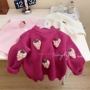 韩版童装2023冬季女童针织，毛衣时尚立体圆领，女孩百搭草莓上衣