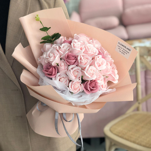 玫瑰花束送女友母亲生日礼物康乃馨，仿真假花，香皂肥皂花情人节礼物