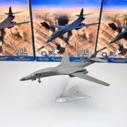 wltk 1 200美军B-1B骑兵战略轰炸机战斗机军事飞机仿真模型玩具