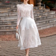 时尚套装女名媛高雅白色圆领，长袖蕾丝上衣穿搭高级感刺绣潮流长裙