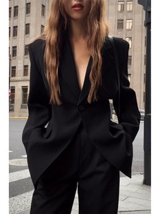 NEVA HU黑色西装外套女设计感小众2024春季显瘦休闲长袖西服