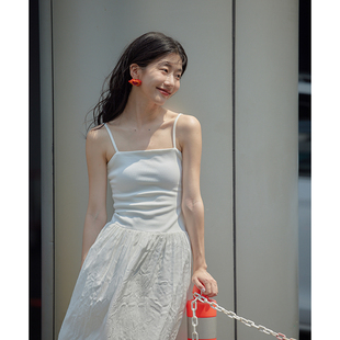 觅定气质吊带裙女白色连衣裙夏季收腰显瘦中长款裙子度假长裙