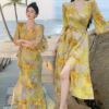 黄色战袍连衣裙卜斯斯同款裙子法式一片式裹身度假长裙海边沙滩裙