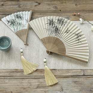 莫干扇原创扇子折扇中国风，手绘真丝汉服扇竹叶山水文，创古风礼物