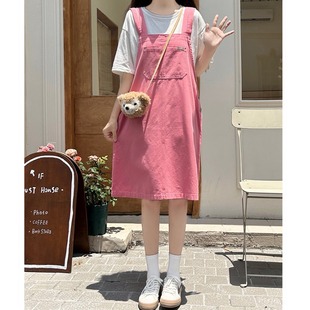 粉色背带裙女夏季小个子，韩版宽松学院风，甜美减龄中长款连衣裙