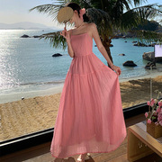 粉色露背吊带连衣裙女夏海边拍照瘦沙滩裙高腰，长裙轻礼服平时可穿